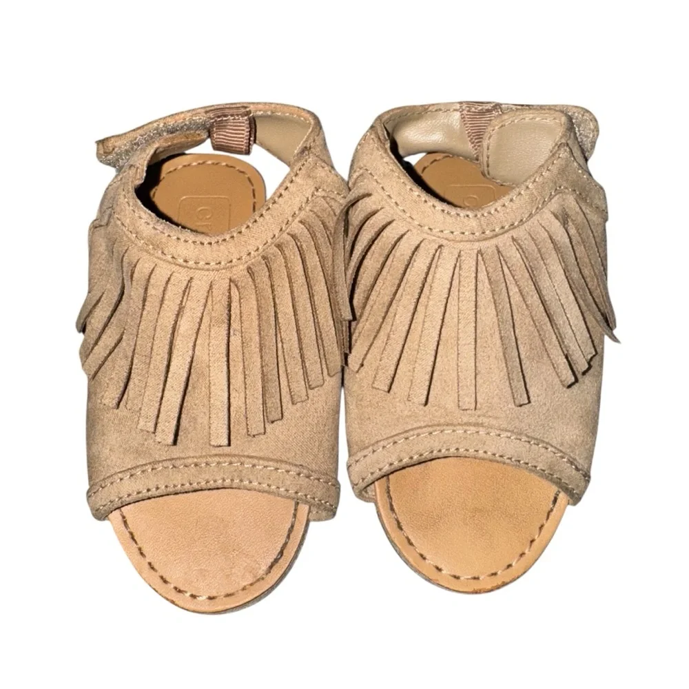 Crazy 8 Tan Fringe Kids Sandals